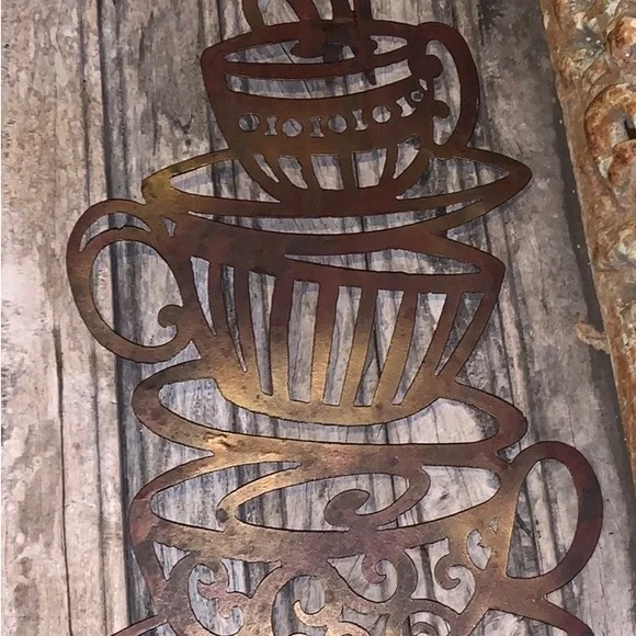 Rustic large metal stacked coffee / tea cup silhouette - Picture 8 of 12